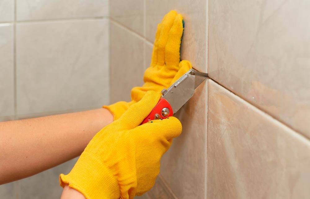 Укладка плитки в ванной – советы как класть напольную плитку правильно своими руками в ванной комнате