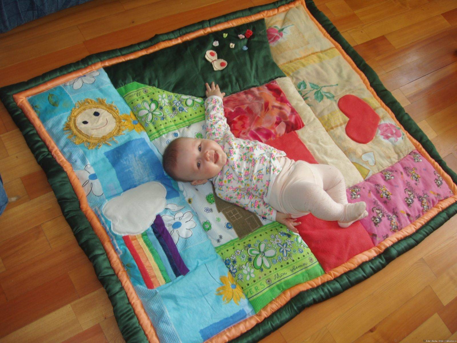 Как сшить  развивающий коврик для малыша
