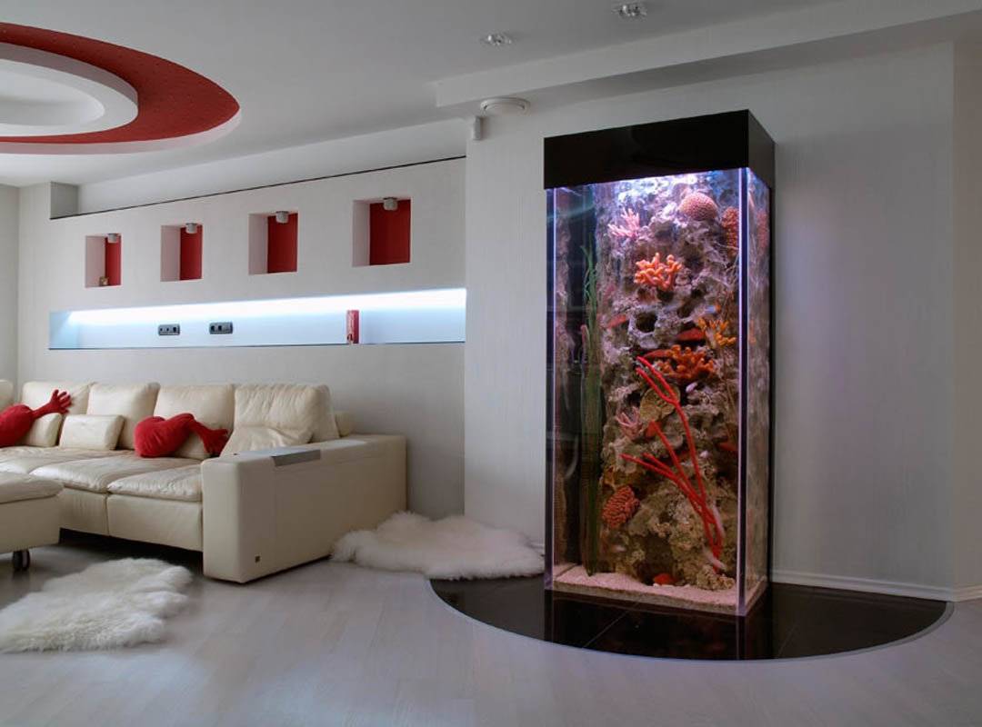 Обновляем интерьер квартиры с помощью аквариума