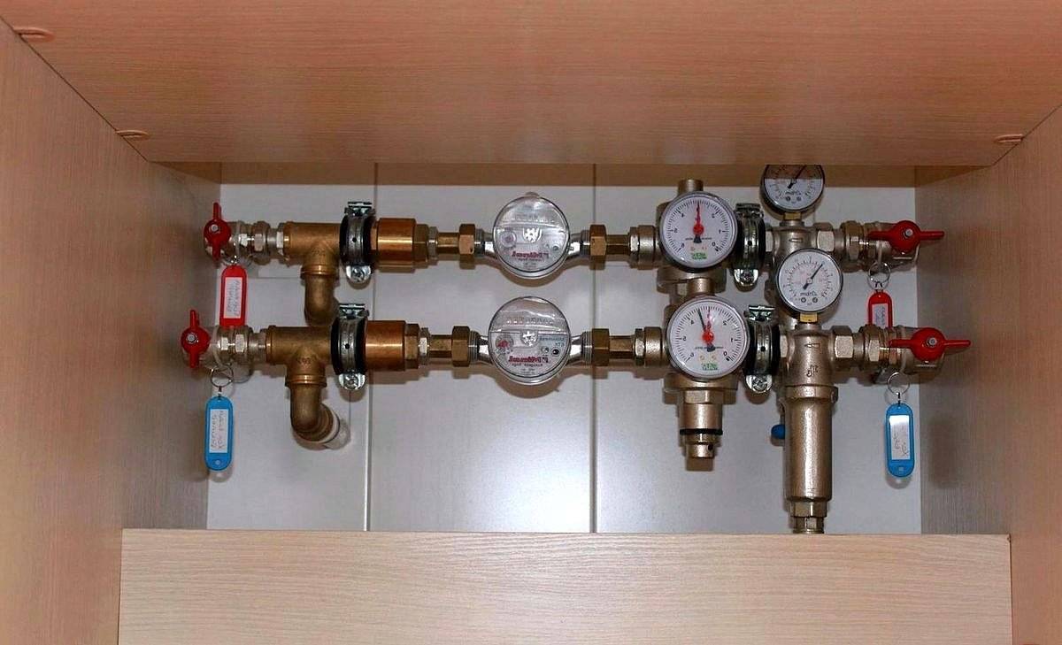 Регулятор давления воды в системе водоснабжения