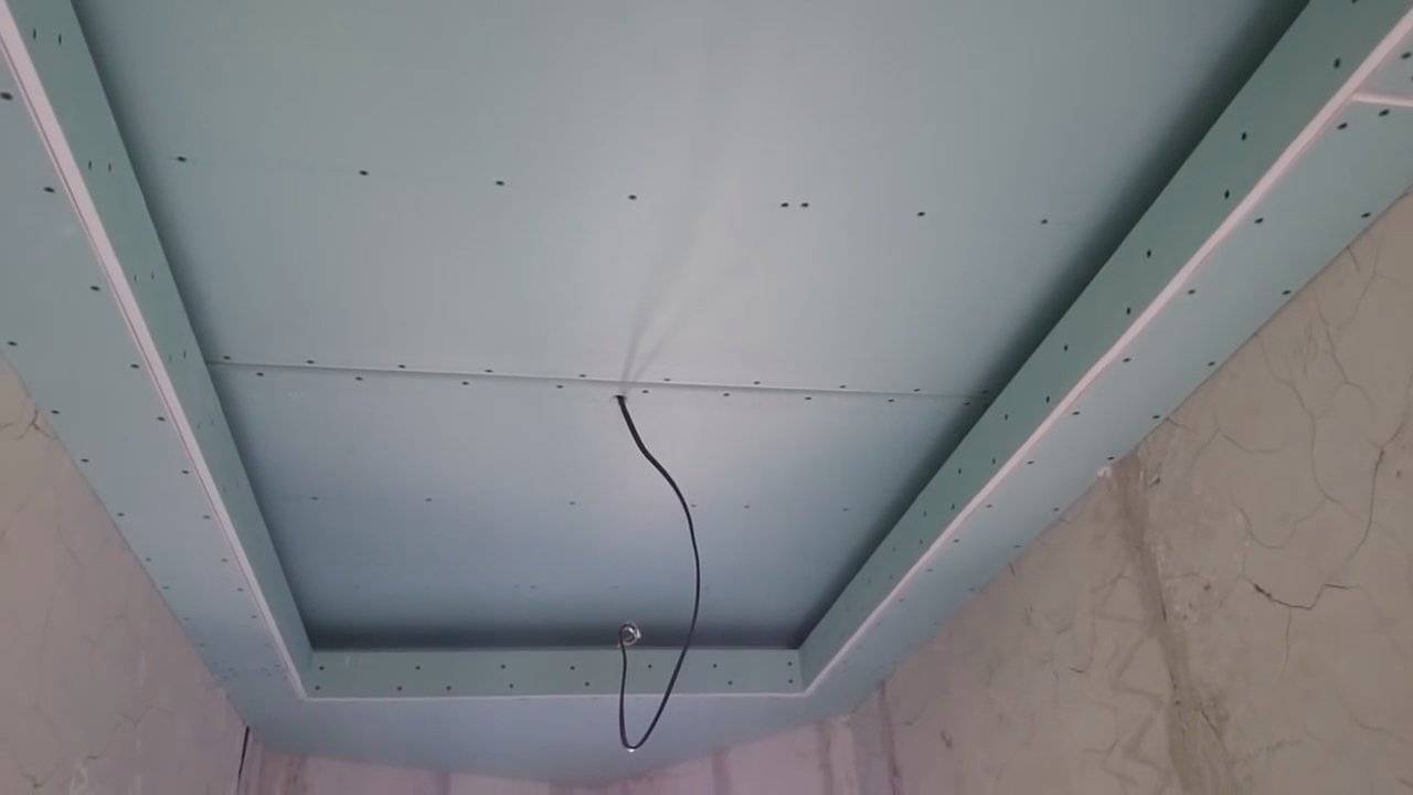 Как сделать двухуровневый натяжной потолок своими руками: пошаговая инструкция