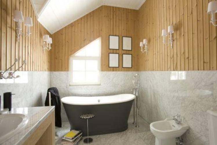 Чем отделать стены в ванной – традиционные и новые материалы облицовки