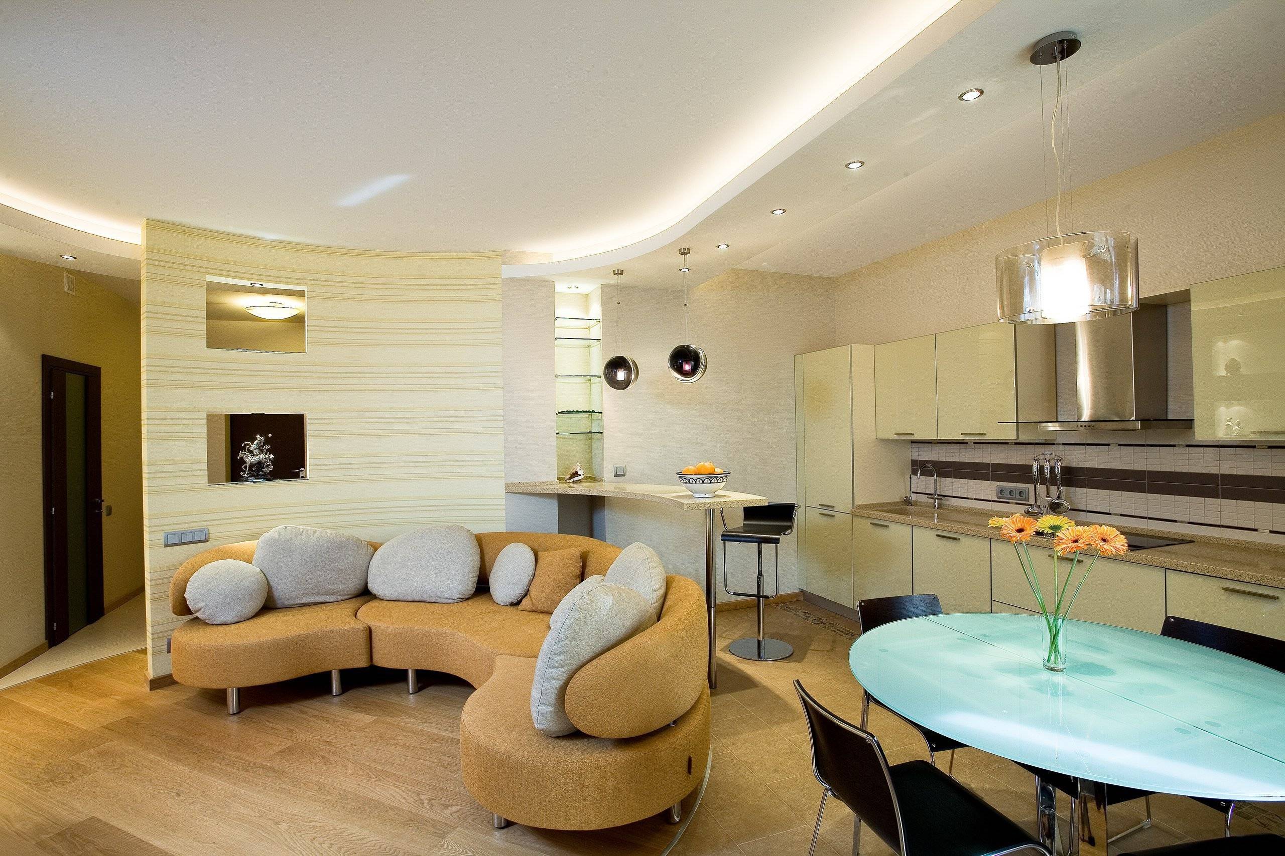 Двухуровневый потолок в кухне гостиной - особенности и варианты материалов
