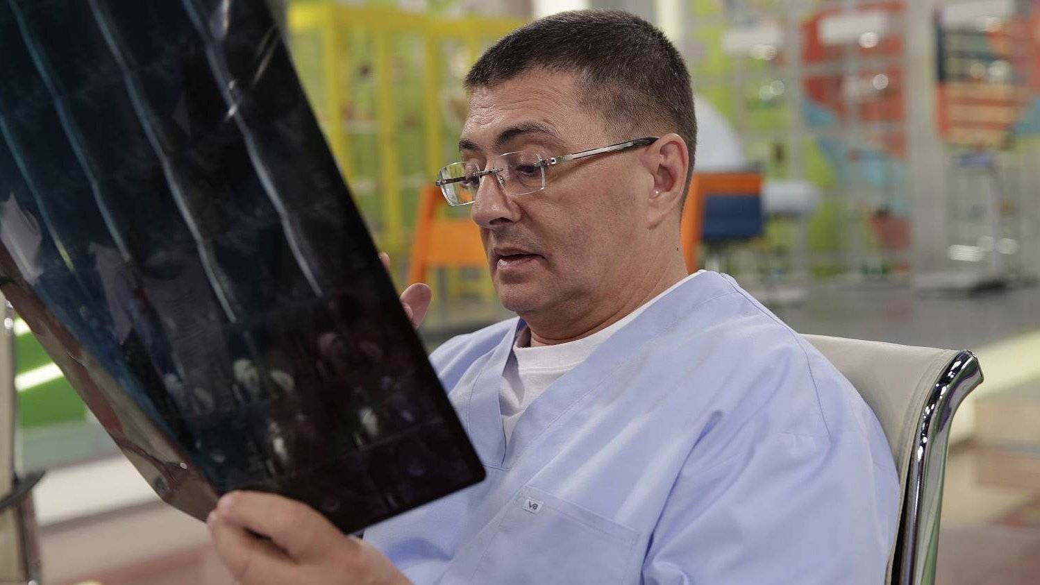 Где живет популярный врач александр мясников