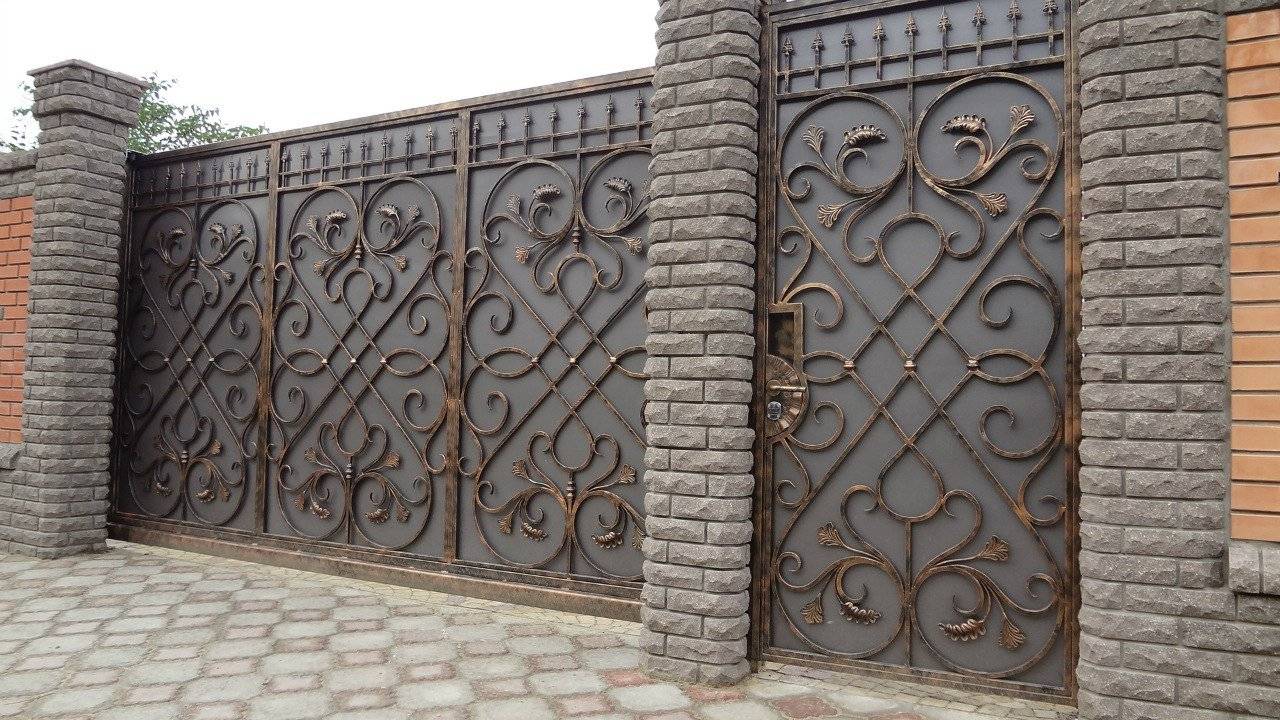 Ворота откатные металлические кованые