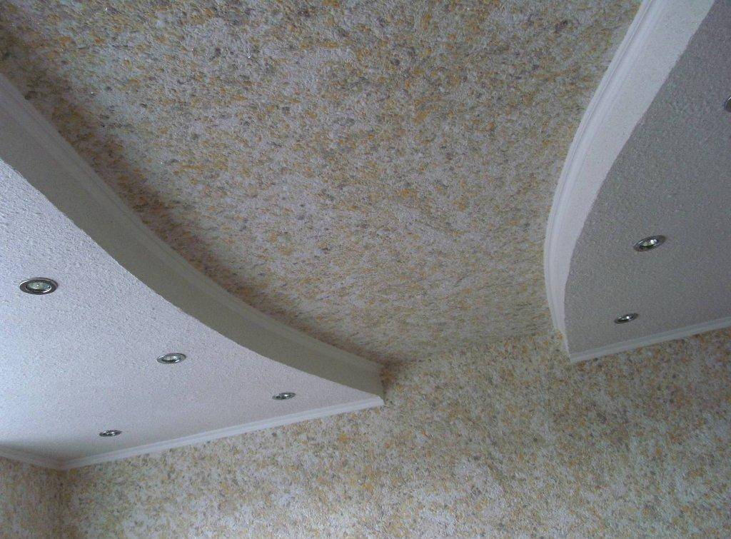 В чем плюсы жидких обоев на потолке? | дизайн интерьера