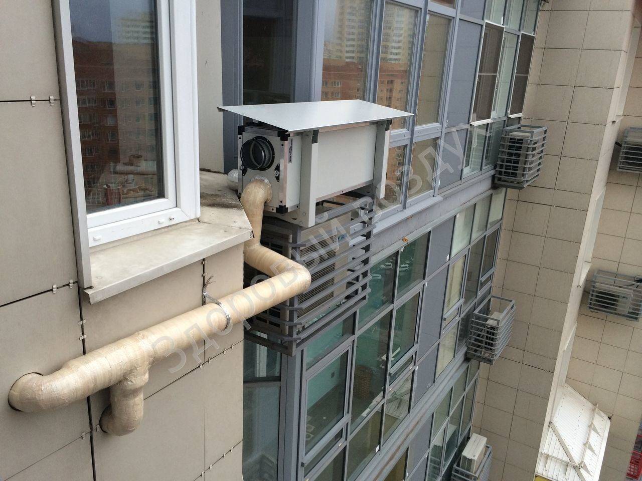 Установка приточной вентиляции с фильтрацией воздуха в квартире