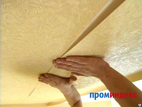 Как клеить виниловые обои на потолок, в углах + видео
