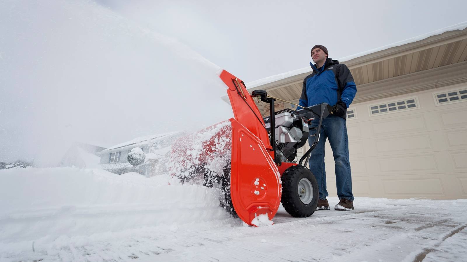 8 важнейших критериев выбора снегоуборщика для дома и дачи