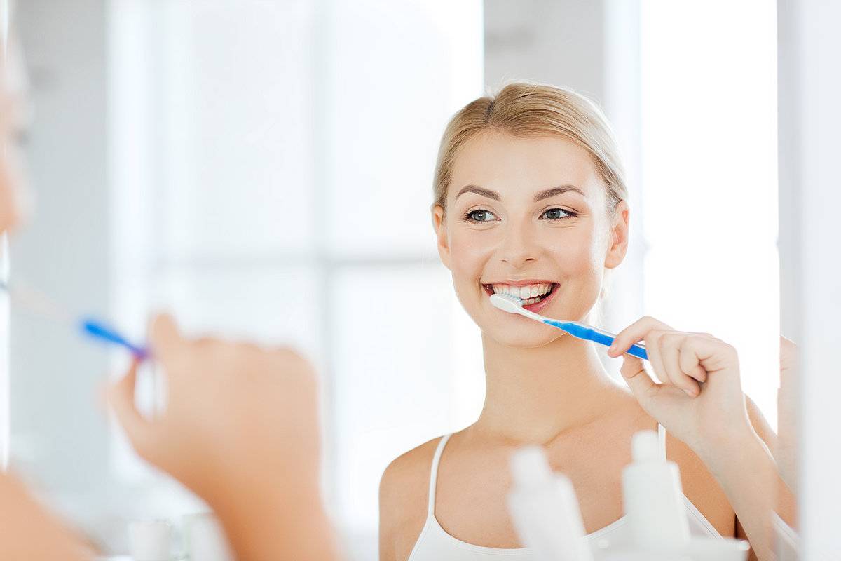 Зачем чистить зубы