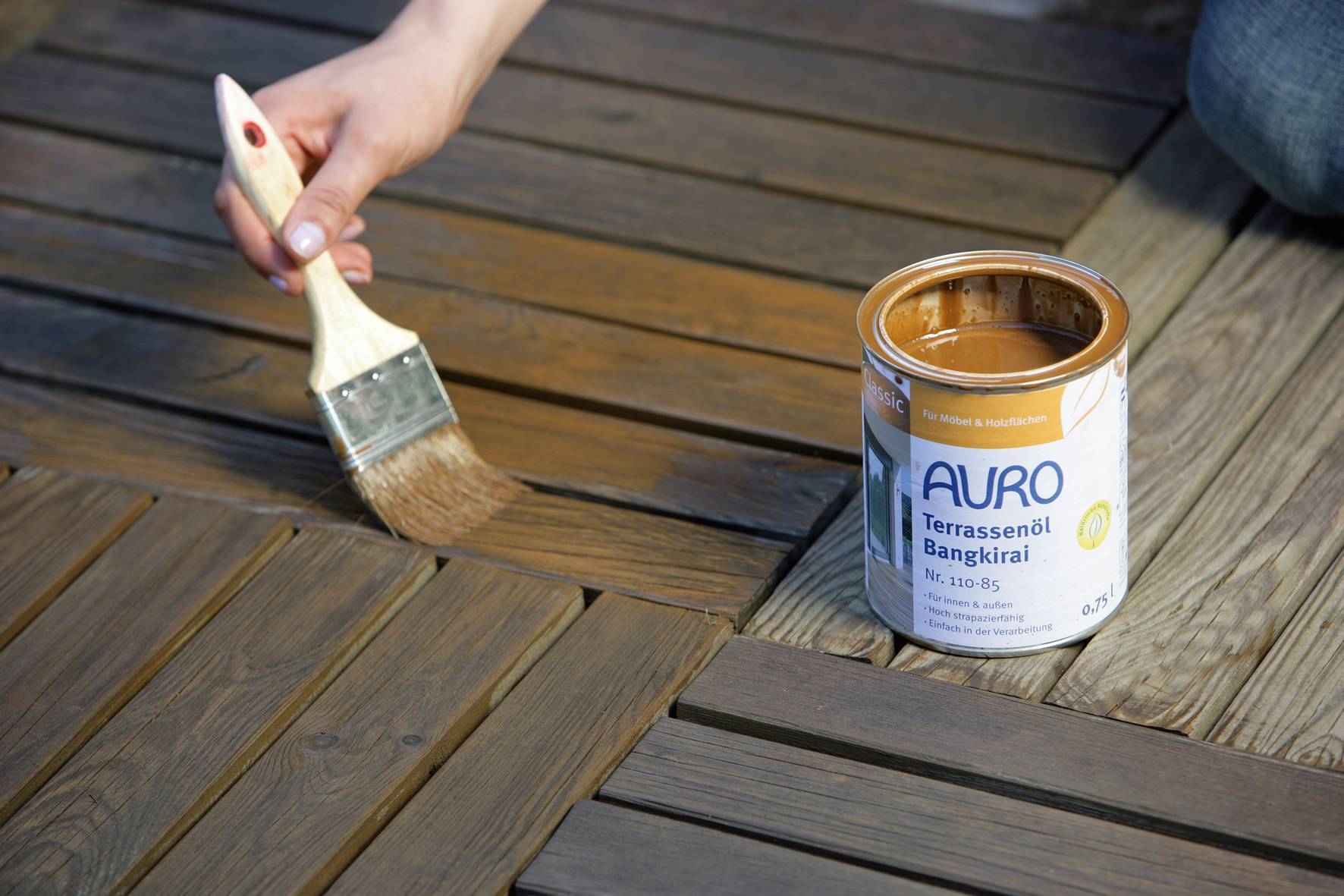 Краска для деревянного пола: чем покрасить пол из досок в доме, покраска быстросохнующим составом без запаха