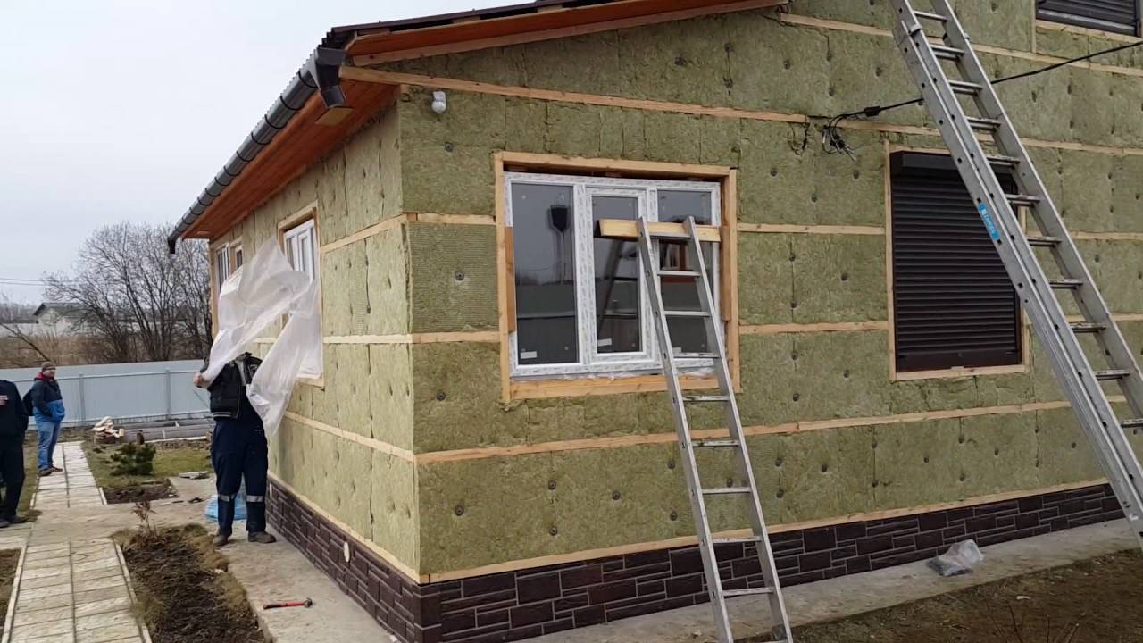 Утеплитель для стен дома снаружи под сайдинг: обшивка и утепление деревянного дома снаружи минватой своими руками