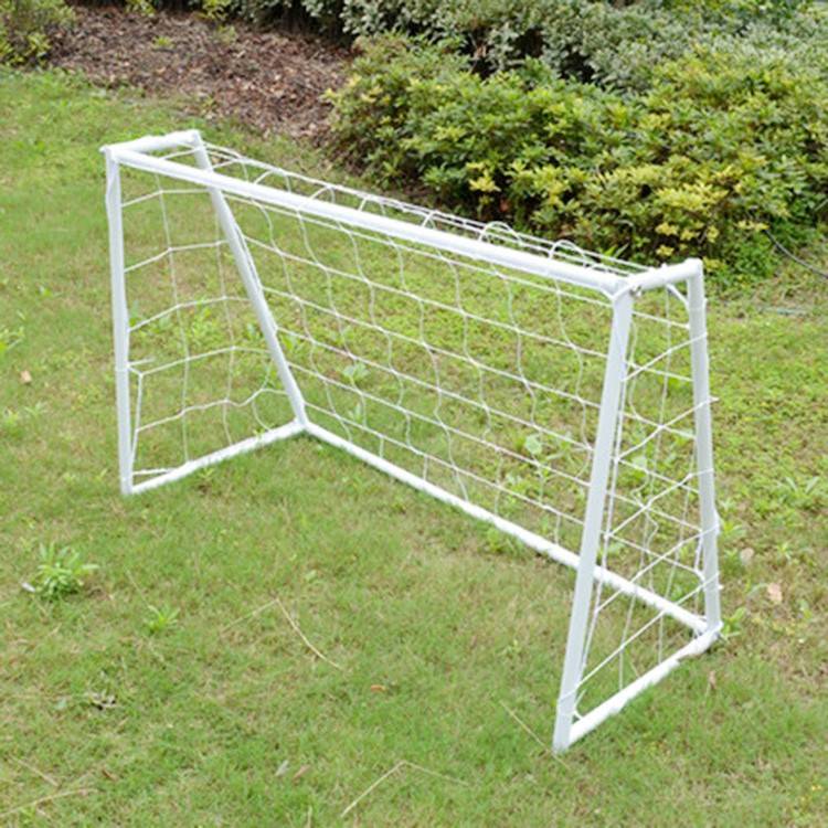 Как сделать футбольные ворота из дерева. футбольные ворота из пвх. плетём сетку для футбольных ворот.